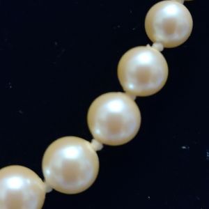 Monet graduated strand. June birthstone (#127)